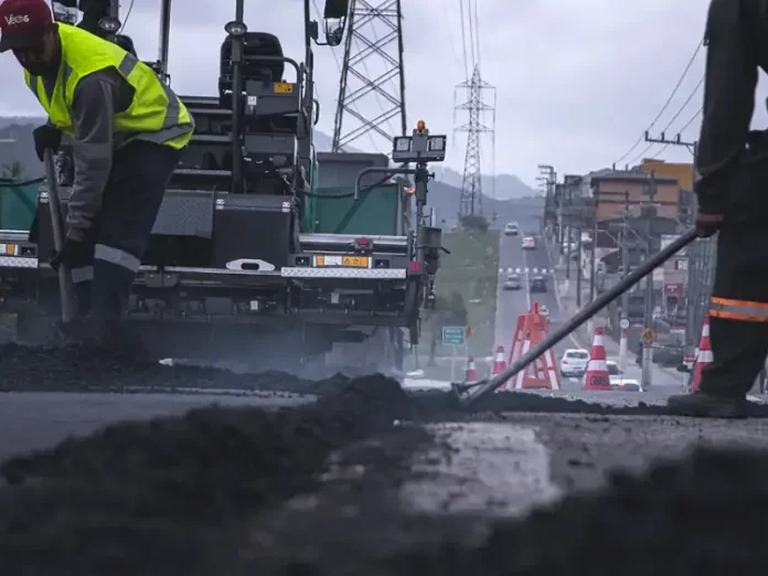 Avenida das Torres em São José recebe melhorias e terá semáforo