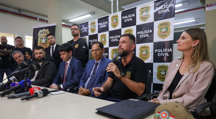 Agentes que trabalharam na solução do sequestro em Criciúma