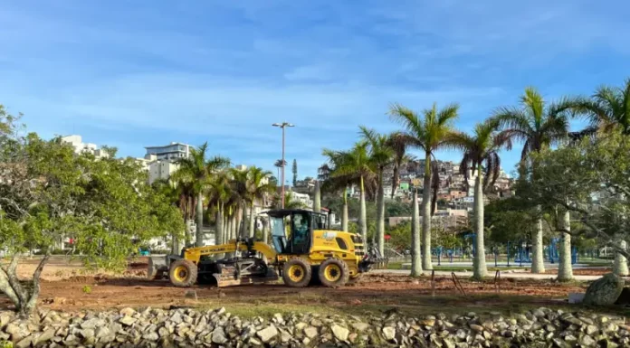 Demora na reforma do Parque de Coqueiros faz prefeito pedir agilidade