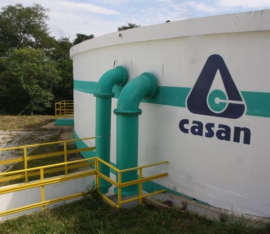 Casan chama novos técnicos em saneamento do concurso de 2022 Reservatório da Casan em Forquilhinhas, São José
