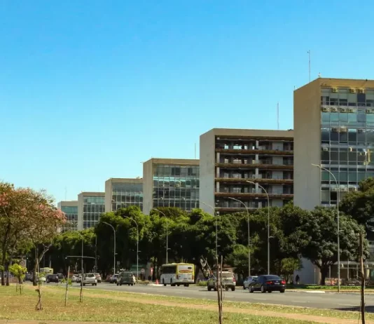 Como será o concurso unificado federal, com 8 mil vagas Esplanada dos Ministérios