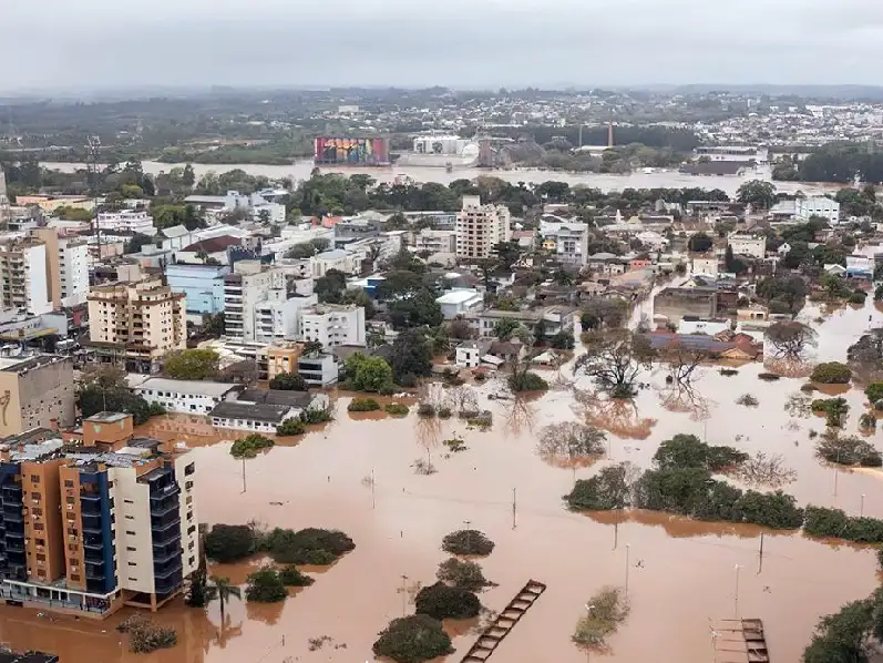 Construtora que fez reservatório da Casan atestou segurança, após teste em  2022