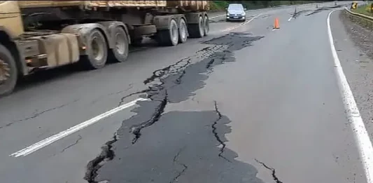 BR-153 é totalmente interditada em Santa Catarina BR-153 é totalmente interditada em Santa Catarina