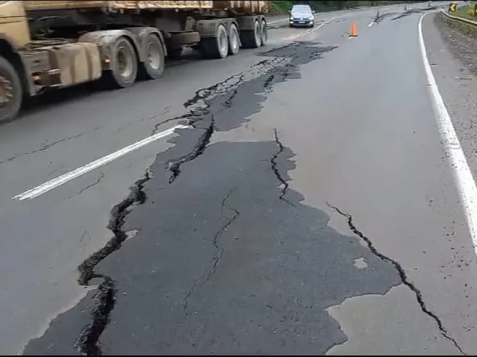 BR-153 é totalmente interditada em Santa Catarina