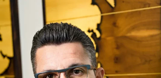 População mais velha ou mão de obra mais experiente