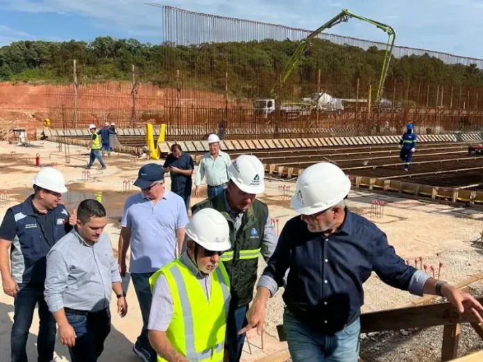 Estação de tratamento de efluentes em Potecas, São José