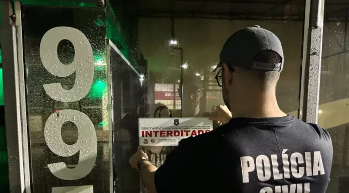 Casa noturna é interditada no Centro de Florianópolis