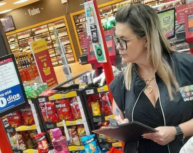 Fiscalização do Procon em supermercados de São José
