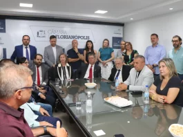 Reunião do prefeito de Florianópolis com vereadores para abertura do ano legislativo