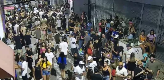 Movimentação nas ruas do Centro Leste de Florianópolis