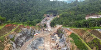 Construção de túnel do contorno viário da Grande Florianópolis em Palhoça
