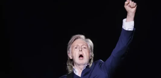Paul McCartney se apresenta em Florianópolis em outubro