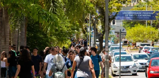 Estudantes da UFSC