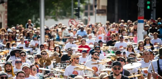 Orquestra de Baterias de Florianópolis, a maior das Américas