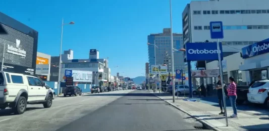 Recuperação das faixas elevadas começa na Avenida Presidente Kennedy e rua Koesa