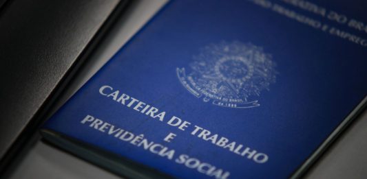 Santa Catarina tem quase 10 mil vagas de emprego abertas pelo Sine