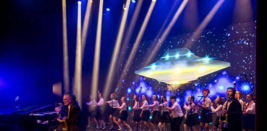 A Sbørnia Kontr’Atracka em apresentação única em Florianópolis no dia 9 de agosto