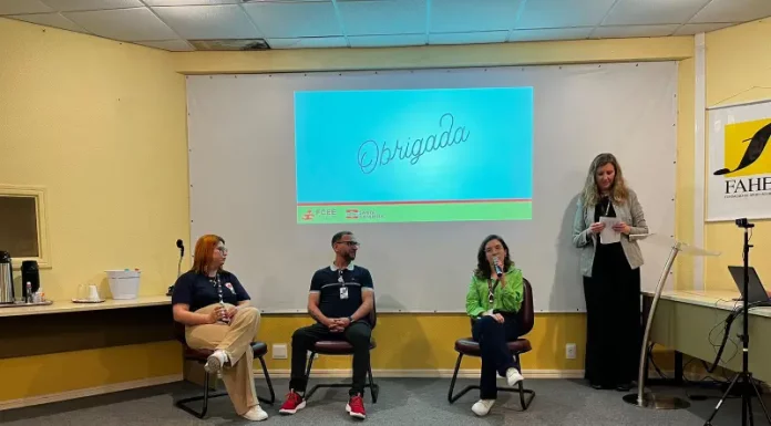 Dia Nacional de Luta da Pessoa com Deficiência: FAHECE reforça inclusão no mercado de trabalho Colaboradores da FAHECE compartilham experiências pessoais em encontro sobre inclusão de pessoas com deficiência no mercado de trabalho.