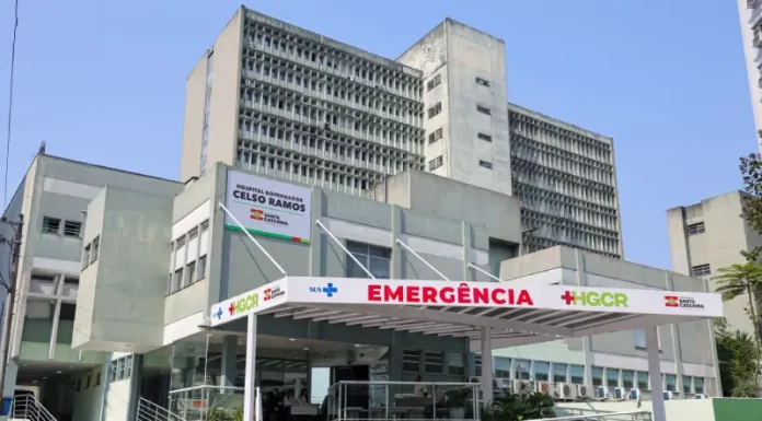 Hospital Celso Ramos lidera doações de múltiplos órgãos no estado Fachada do Hospital Governador Celso Ramos em Florianópolis, referência em doações de múltiplos órgãos em Santa Catarina.
