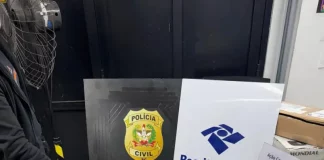 Comprimidos de ecstasy apreendidos pela Receita Federal durante operação conjunta em São José, usados como registro da ação de combate ao tráfico de drogas.