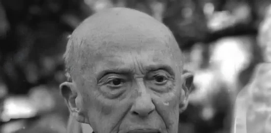 Prefeitura de Biguaçu decreta luto oficial de cinco dias pelo falecimento do ex-vereador Aclici João de Campos, o Seu Pialo Imagem do ex-vereador Aclici João de Campos, Seu Pialo, símbolo de dedicação à cidade de Biguaçu.