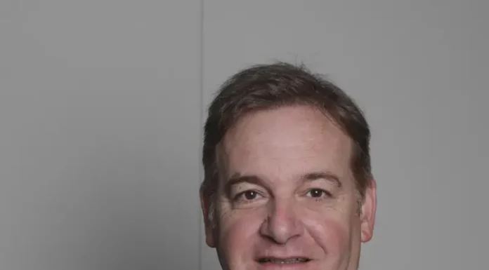 Parque Desbravalley recebe palestra sobre expansão de negócios ao exterior, com presidente da CCIESC Tullo Cavallazzi Filho, presidente da CCIESC, participa de painel sobre expansão de negócios internacionais no Parque Desbravalley.