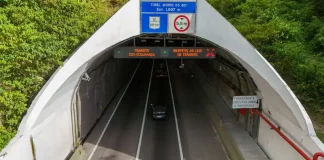 Entrada do túnel do Morro do Boi, mostrando a estrutura do túnel e a pista de acesso.