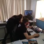 Polícia Civil cumprindo mandados de busca e apreensão durante a Operação Alvará Fantasma, contra o golpe do falso advogado.