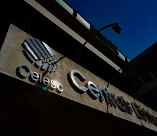 Celesc lança Chamada Pública para aquisição de imóveis em Florianópolis e São Francisco do Sul Fachada da Celesc, empresa que lançou Chamada Pública para aquisição de terrenos destinados à compensação ambiental.