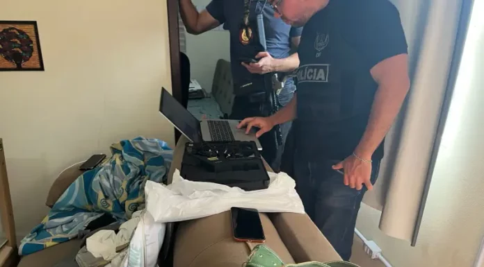 Operação The Rock: PCDF desarticula rede internacional de golpes digitais e prende suspeito em SC
