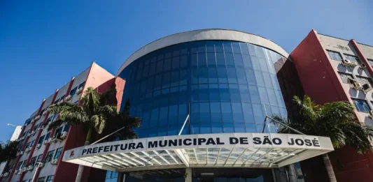 Foto da prefeitura de São José onde funcionará a Agência Reguladora