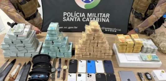 Polícia Militar cumpre mandado de prisão e apreende mais de R$ 5 milhões mais de R$ 5 milhões apreendidos com siuspeito de fraudes