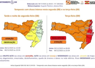 Rede estadual de SC interrompe aulas por prevenção aos riscos dos temporais Mapa que indica as regiões de Santa Catarina com diferentes níveis de risco para temporais.