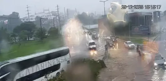 alagamentos causados pelas forte chuvas que atingiram Florianópolis