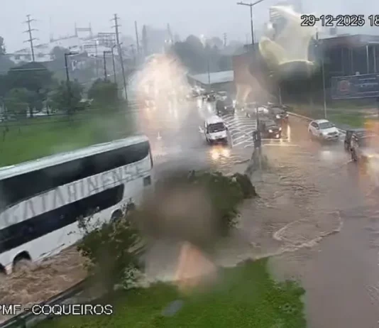 alagamentos causados pelas forte chuvas que atingiram Florianópolis