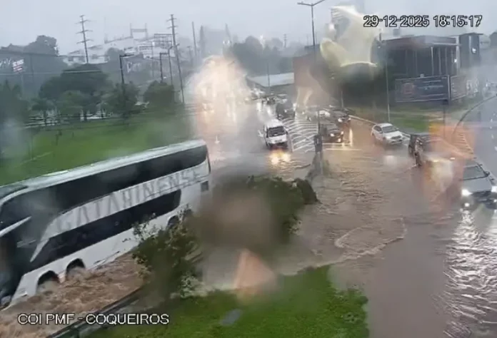 alagamentos causados pelas forte chuvas que atingiram Florianópolis
