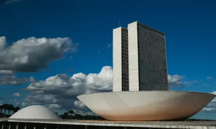 Câmara dos deputados (1) Fachada da Câmara dos Deputados, em Brasília, relacionada ao concurso para Policial Legislativo Federal.