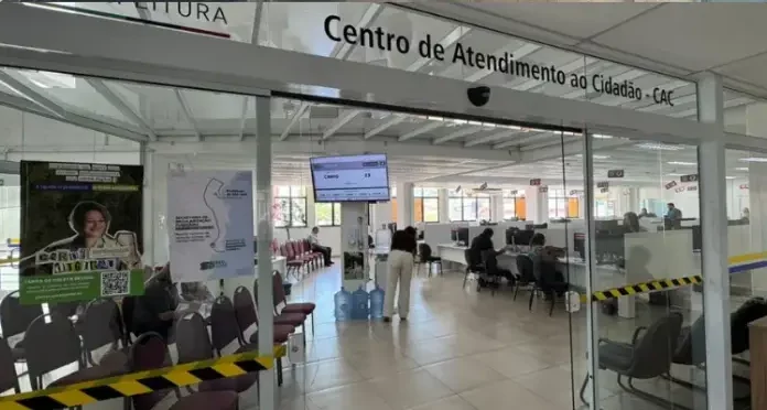 Centro de Atendimento ao Cidadão da Prefeitura de São José, onde poderão ser negociados os débitos através do Programa São José em Dia