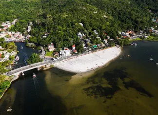 Barra da Lagoa ganha espaço de esportes e lazer estruturado em nova prainha nova área de lazer na Barra da Lagoa