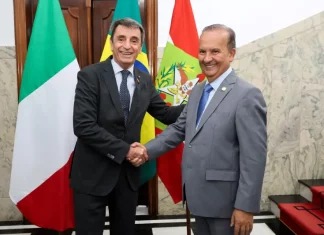 Governador Jorginho Mello e embaixador da Itália, Alessandro Cortese