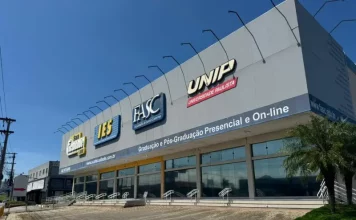 Prédio onde funcionava a faculdade AESGF/IES FASC