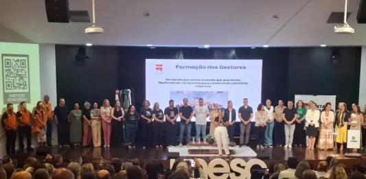 Santa Catarina cria Plano de Contingência Multirriscos para ampliar a segurança nas escolas Capacitação de gestores do Plano de Contingência Multirriscos aconteceu em Criciuma