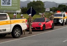 Porsche recuperado pela Polícia Militar em Florianópolis