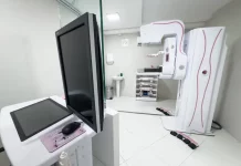 Aparelho de mamografia da Policlínica da Mulher e da Criança de Florianópolis