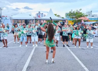 São José lança leilão para exploração do Carnaval e do aniversário da cidade em 2026 Escola de samba desfila no Carnaval de São José, mostrando fantasia, coreografia e a animação do público.