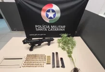 submetralhadora apreendida pela Polícia Militar