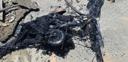 Bicicleta descartada em galeria pluvial agravava alagamentos em São José Bicicleta descartada em galeria pluvial de São José agravava alagamentos na cidade