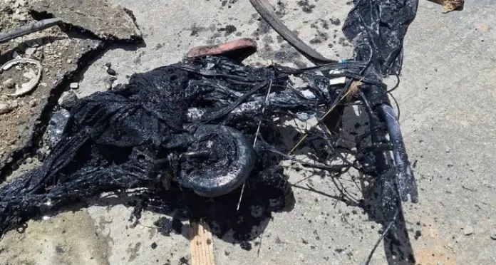 Bicicleta descartada em galeria pluvial de São José agravava alagamentos na cidade