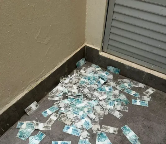 Dinheiro jogado pela janela durante Operação da Polícia Federal