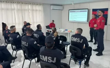 Agentes da GMSJ em reunião sobre segurança no Carnaval Zé Folia 2026